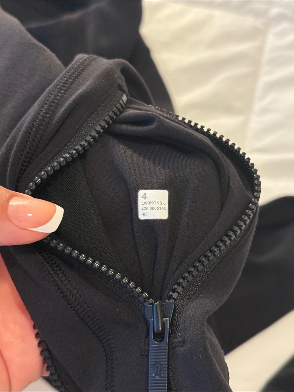 Lululemon Crop Defined Jacket - Picture 5 of 6